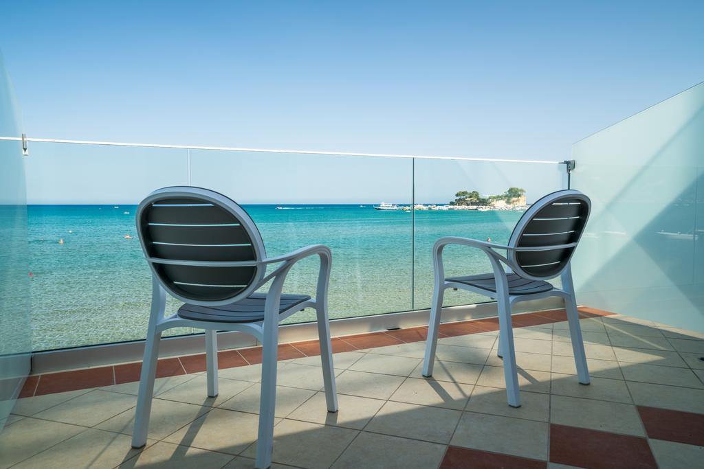 Denise Beach Hotel لاغاناس المظهر الخارجي الصورة